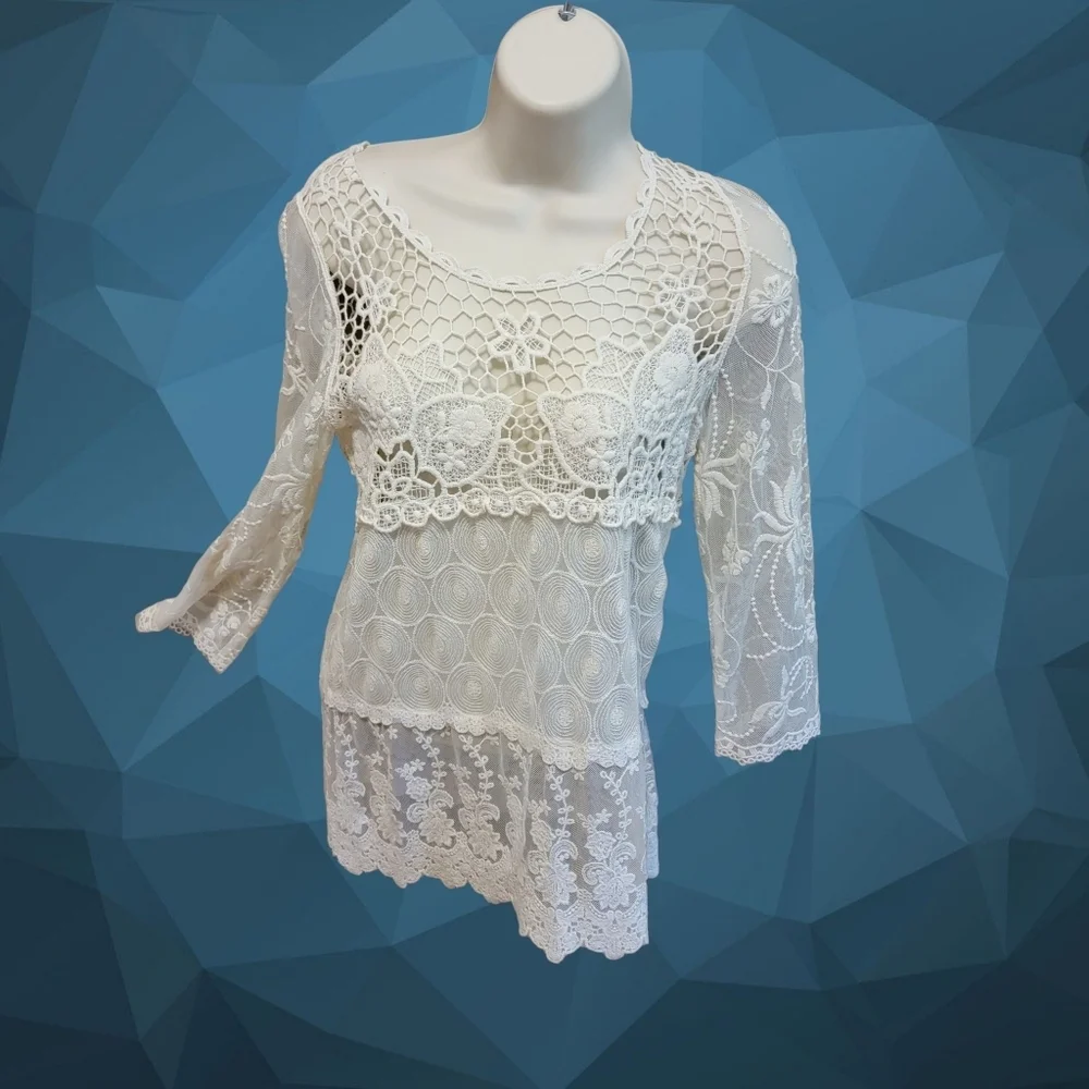 ZARA Cream Sheer Crochet Lace Boho Top Blouse Women’s Size S Floral T04